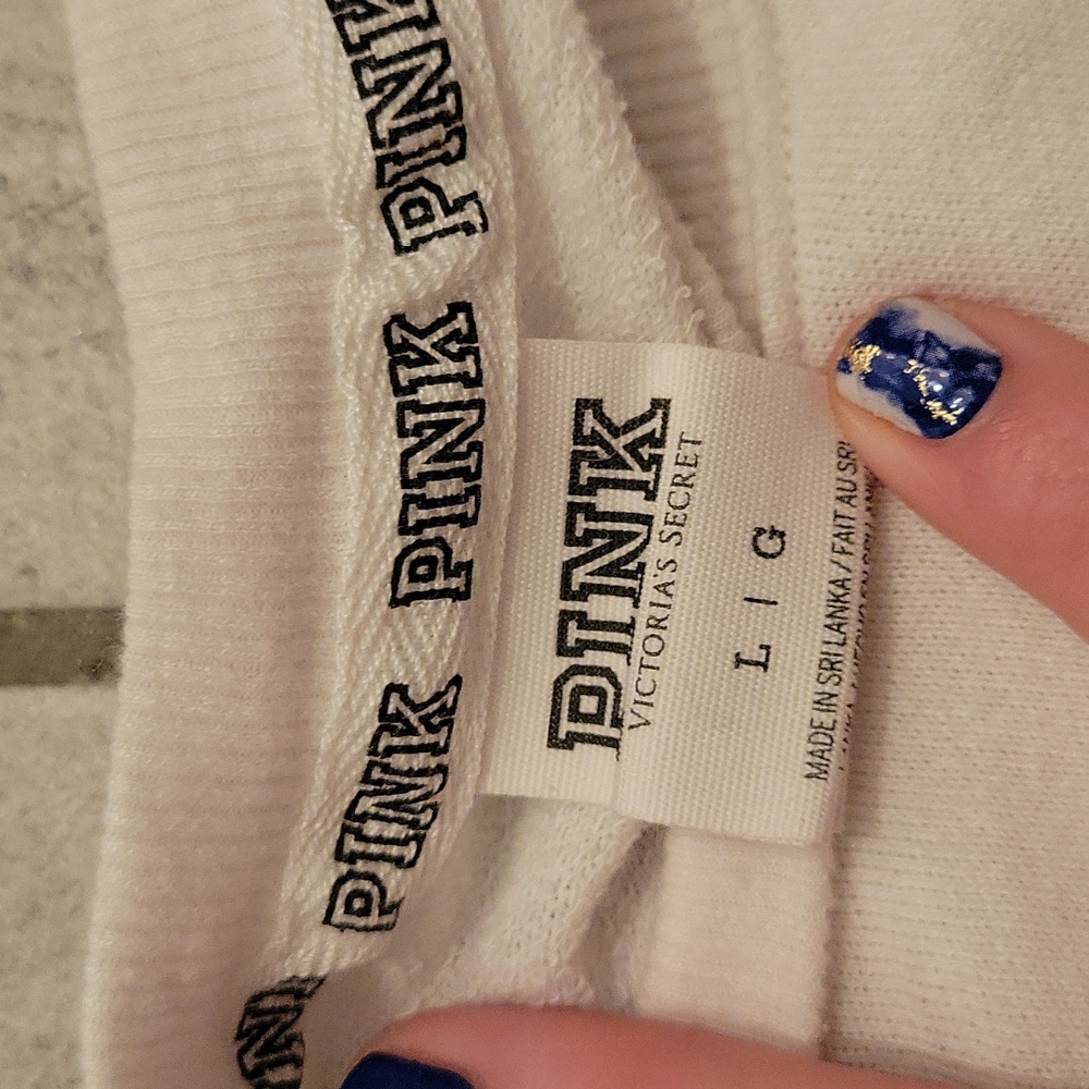 Crew neck - Picture 2 of 3